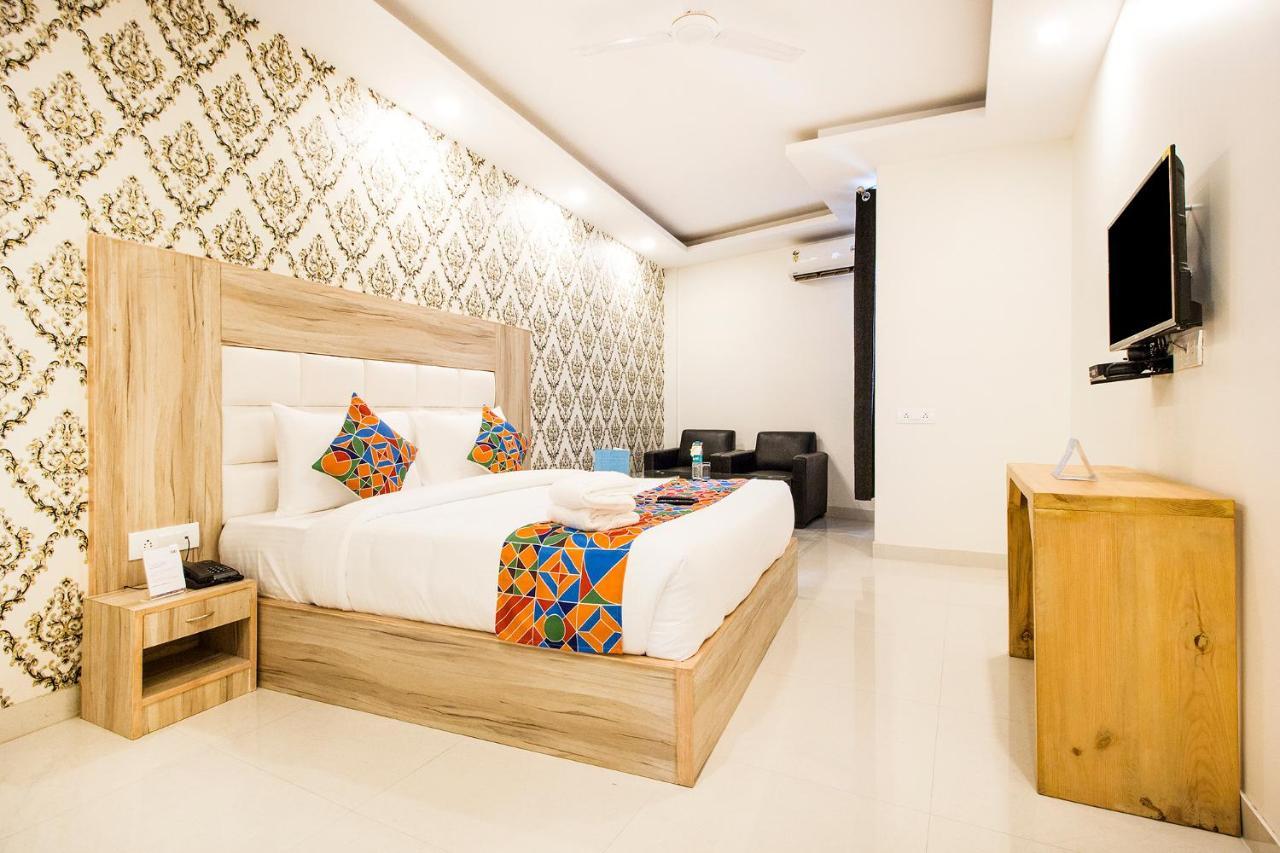 Fabhotel Modesty Delhi Airport Нью-Делі Екстер'єр фото